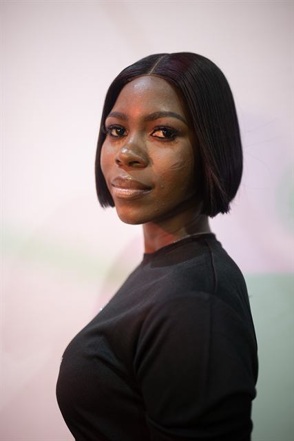 Sleek black bob unit, side profile